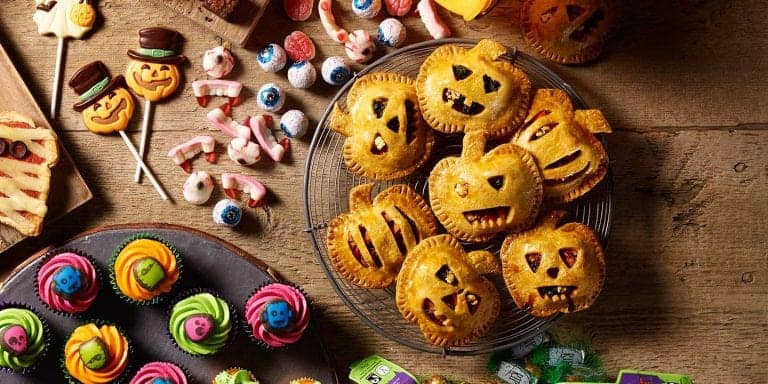 10 Halloween Treats That Require Zero Cooking Skills